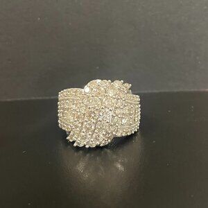 10kt Gold Brilliant 3.00 CTW Diamond Wave Ring